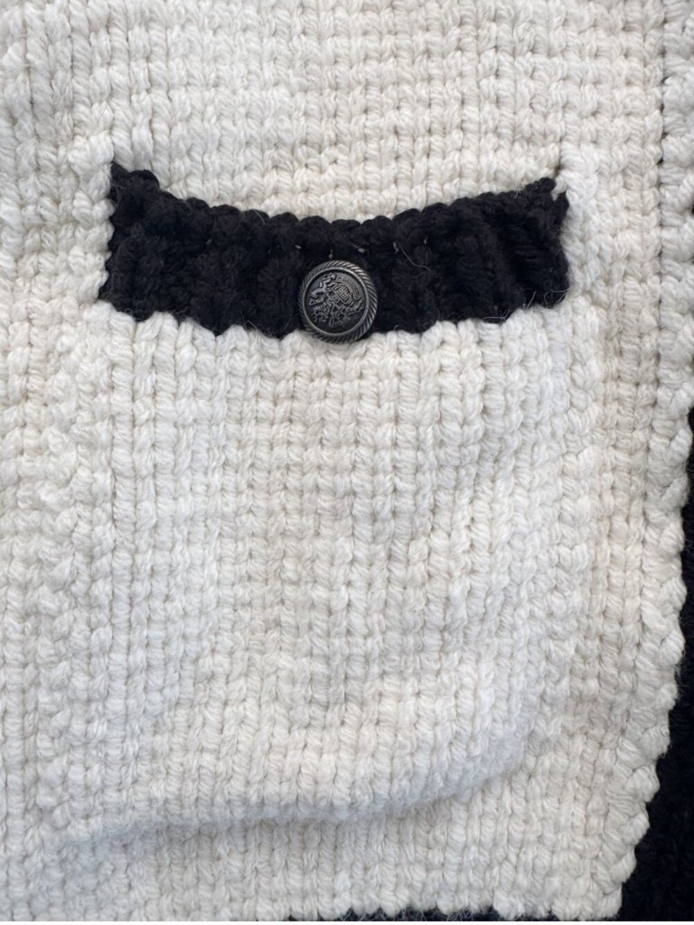 ZARA Chunky Oversized Knit Cardigan White Black Contrast Trim - Picture 8 of 13